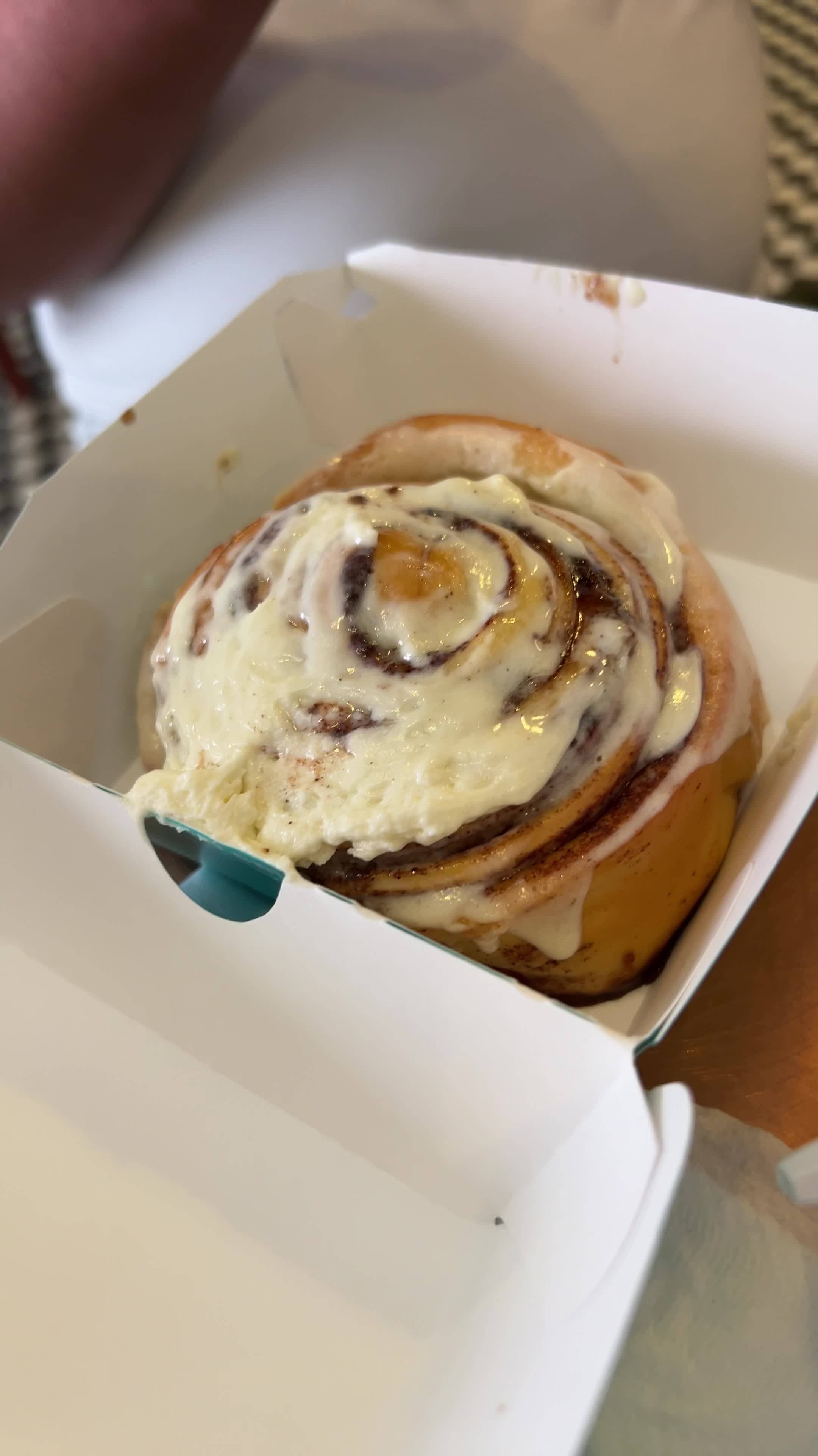 Video review of Cinnabon