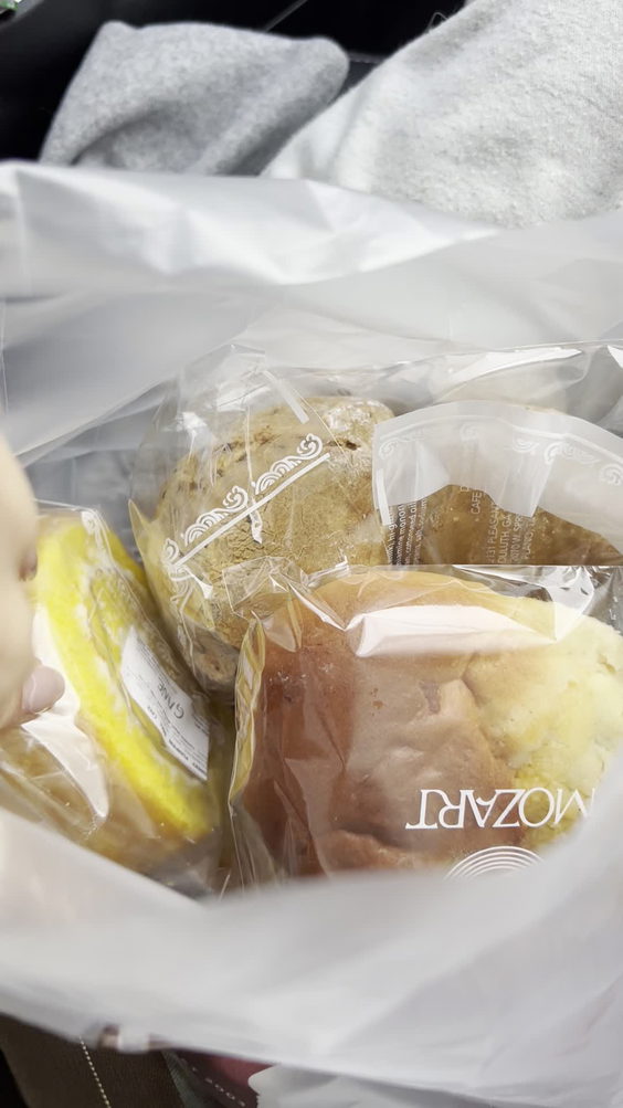 Cafe Mozart Bakery
