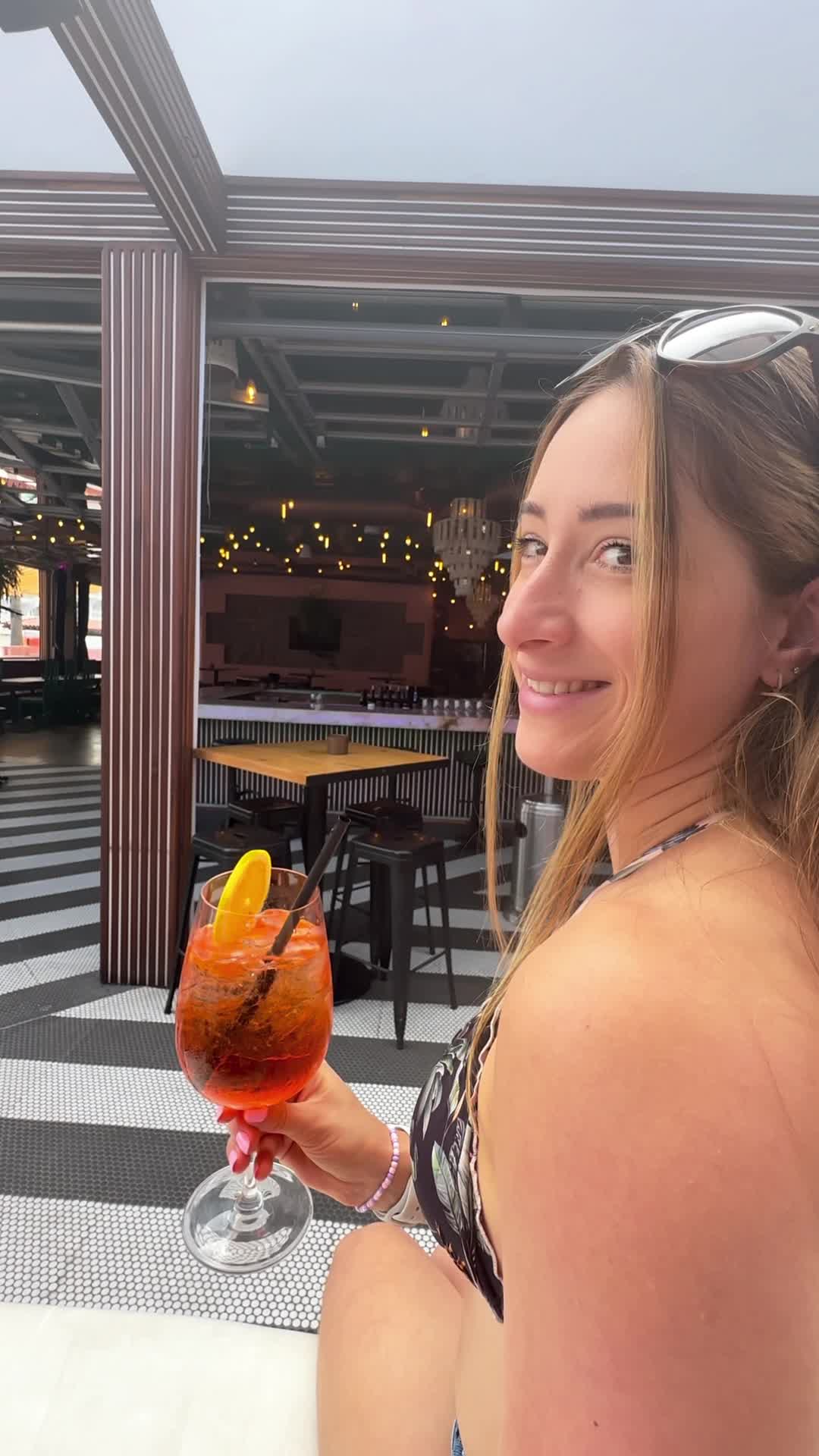 Video review of Flamingo Deck