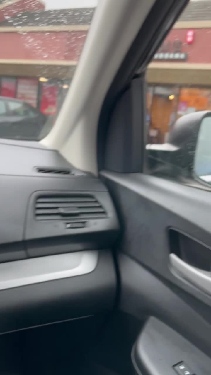 Video review of Yifang Taiwan Fruit Tea