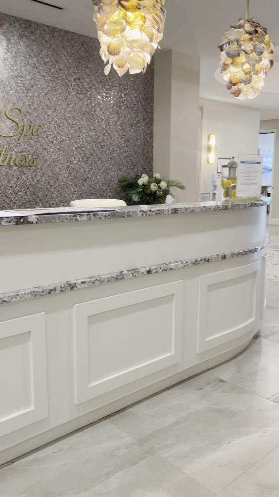 Grand Living at Naples