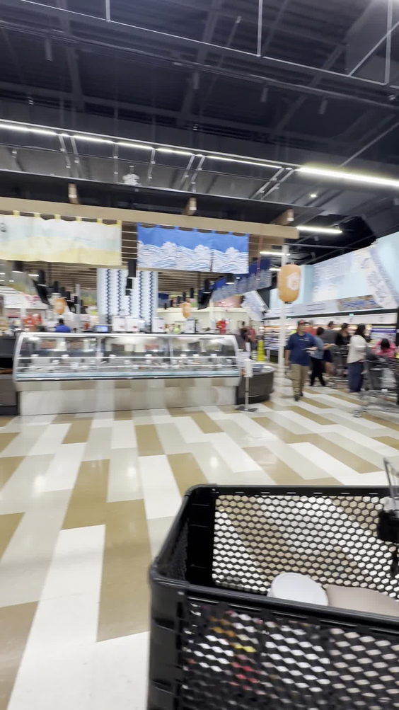 DON DON DONKI Kapolei