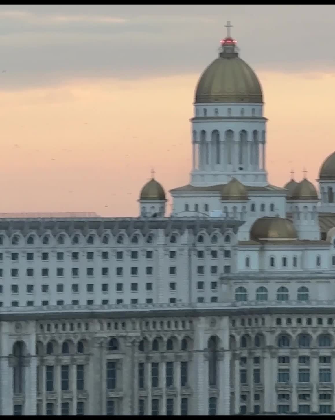 Video review of Grand Hotel Bucharest