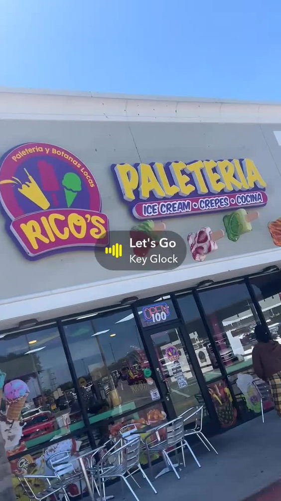 Rico's Paleteria Y Botanas Locas