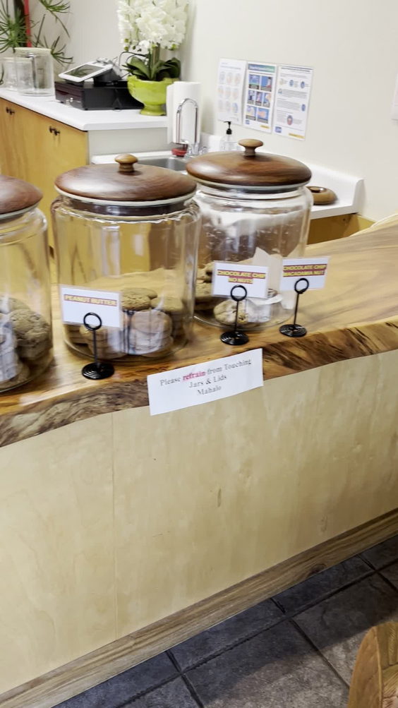 Mrs. Barry's Kona Cookies