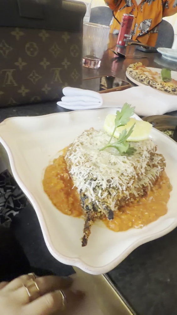 Saint restuarant