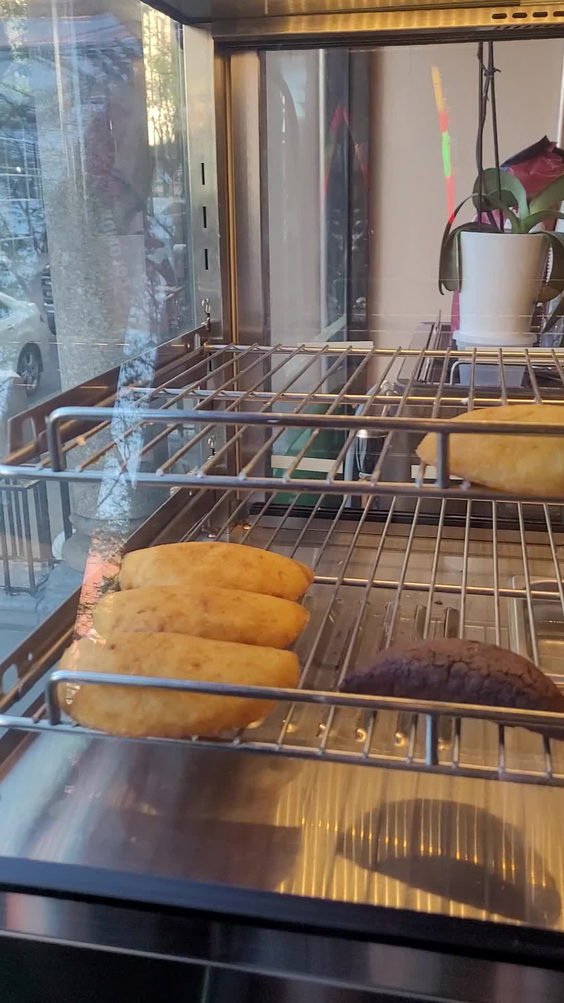 Titi's Empanada
