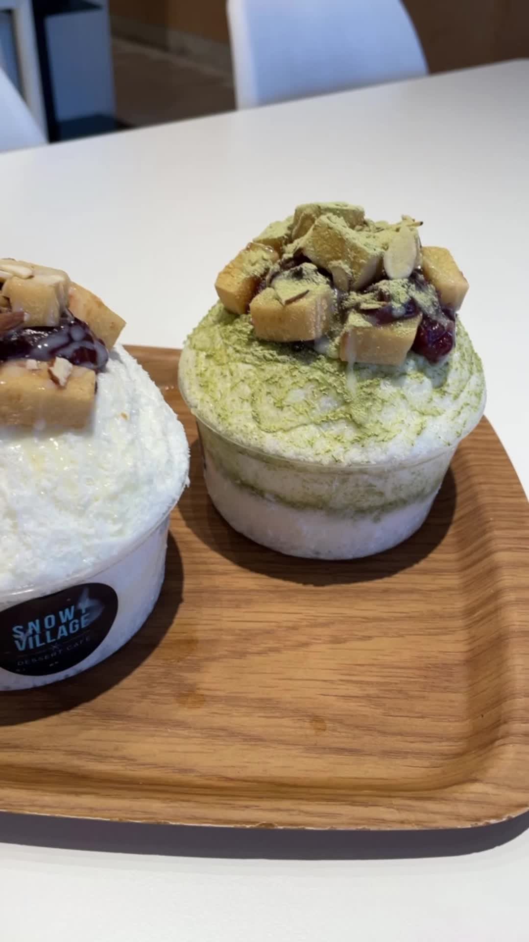 Video review of Snowy Village Bellevue