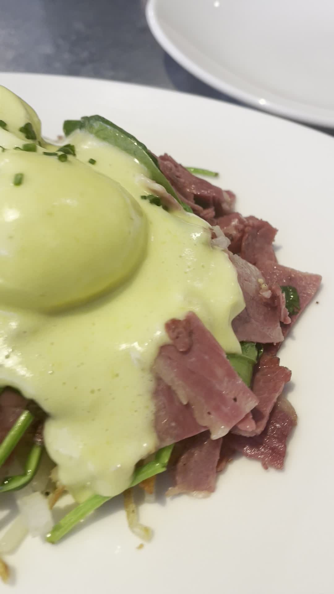 Video review of Boon Fly Cafe