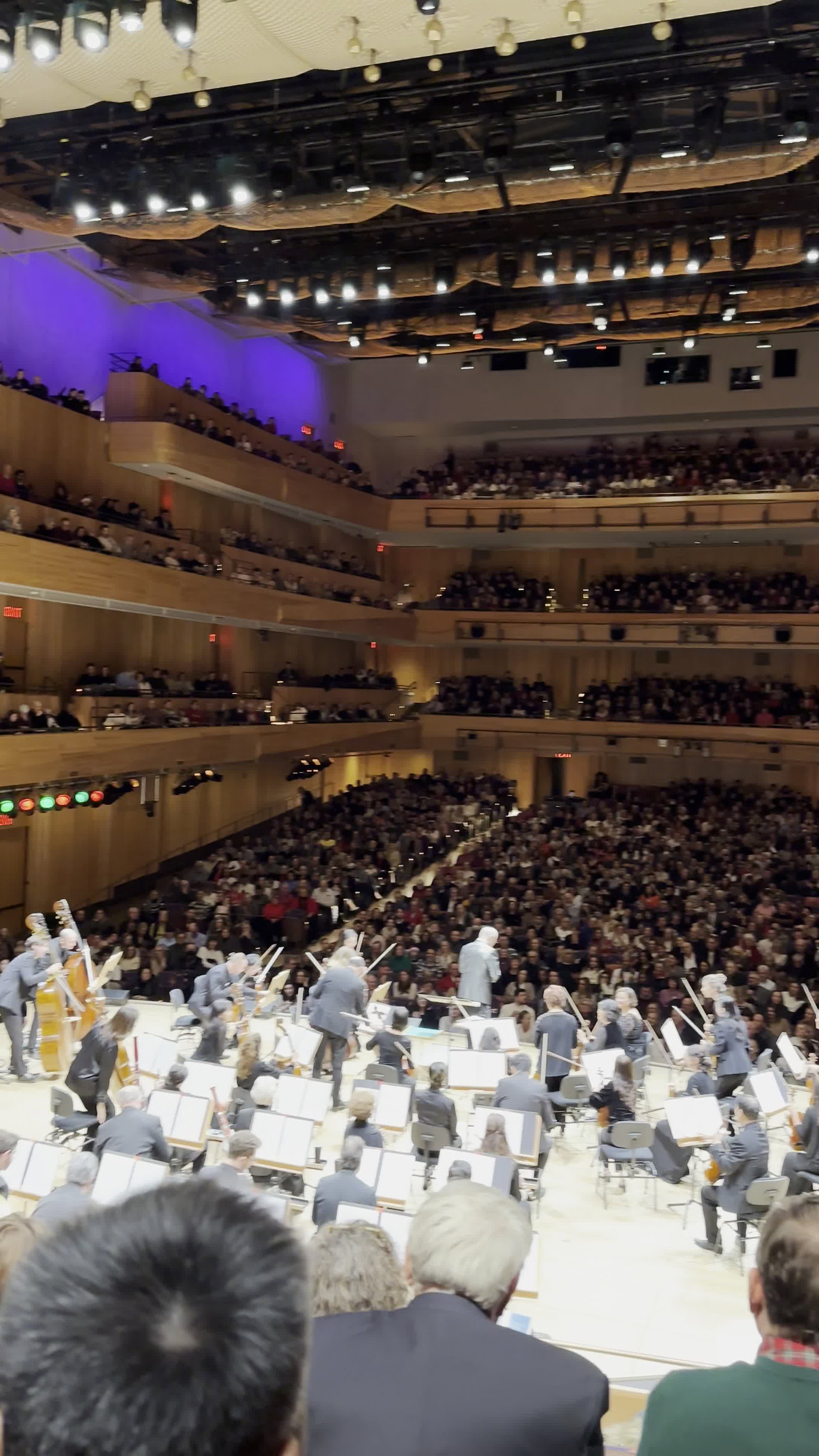 Video review of David Geffen Hall