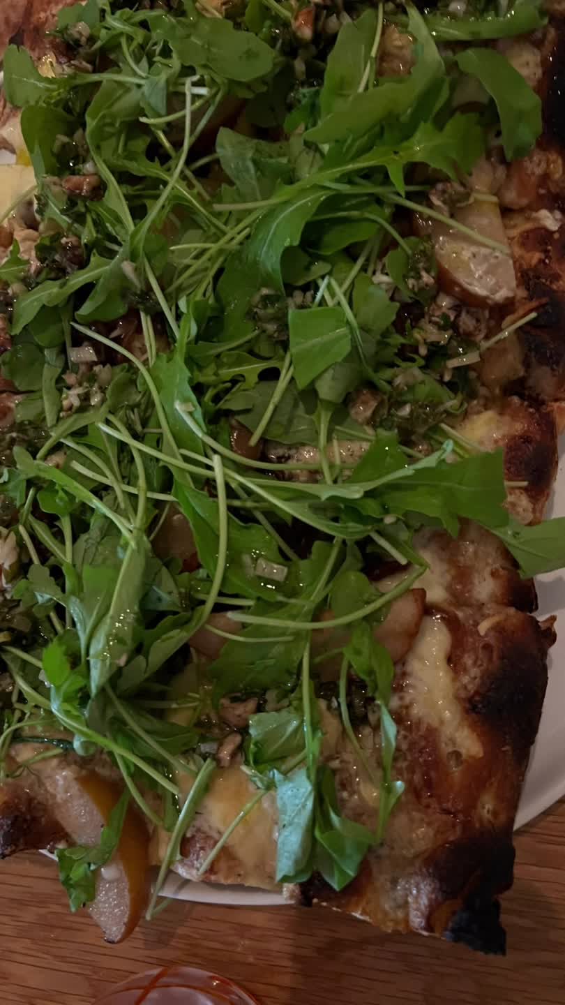 Video review of Nui Italian