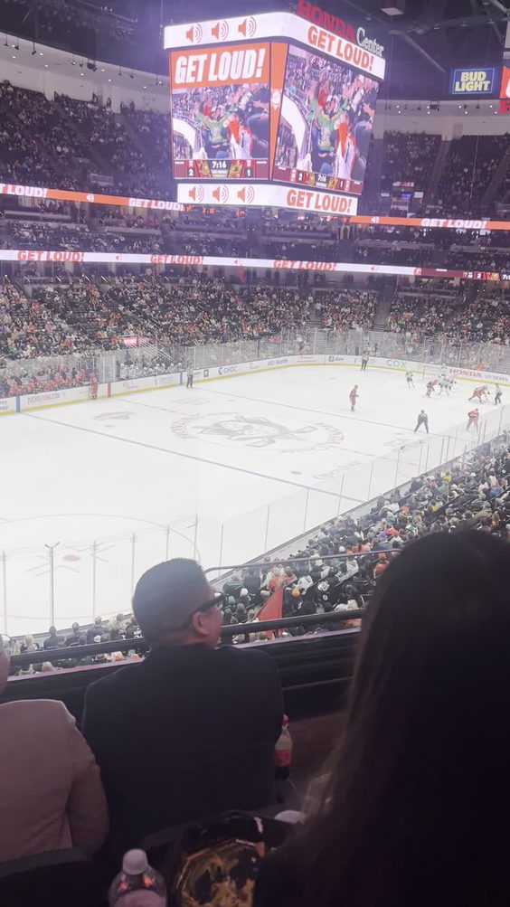 LA KISS at the Honda Center