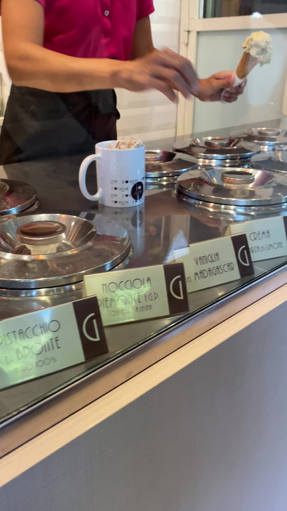Gelateria Giova