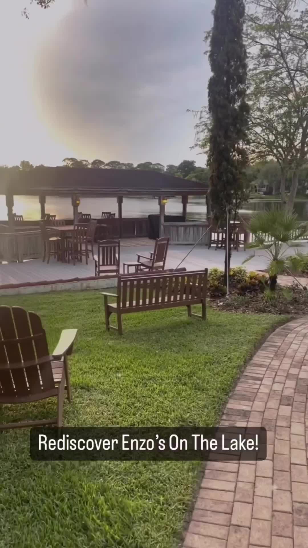 Enzo's Restaurant On The Lake