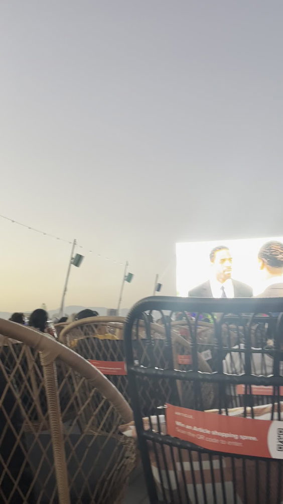 LEVEL - Rooftop Cinema Club