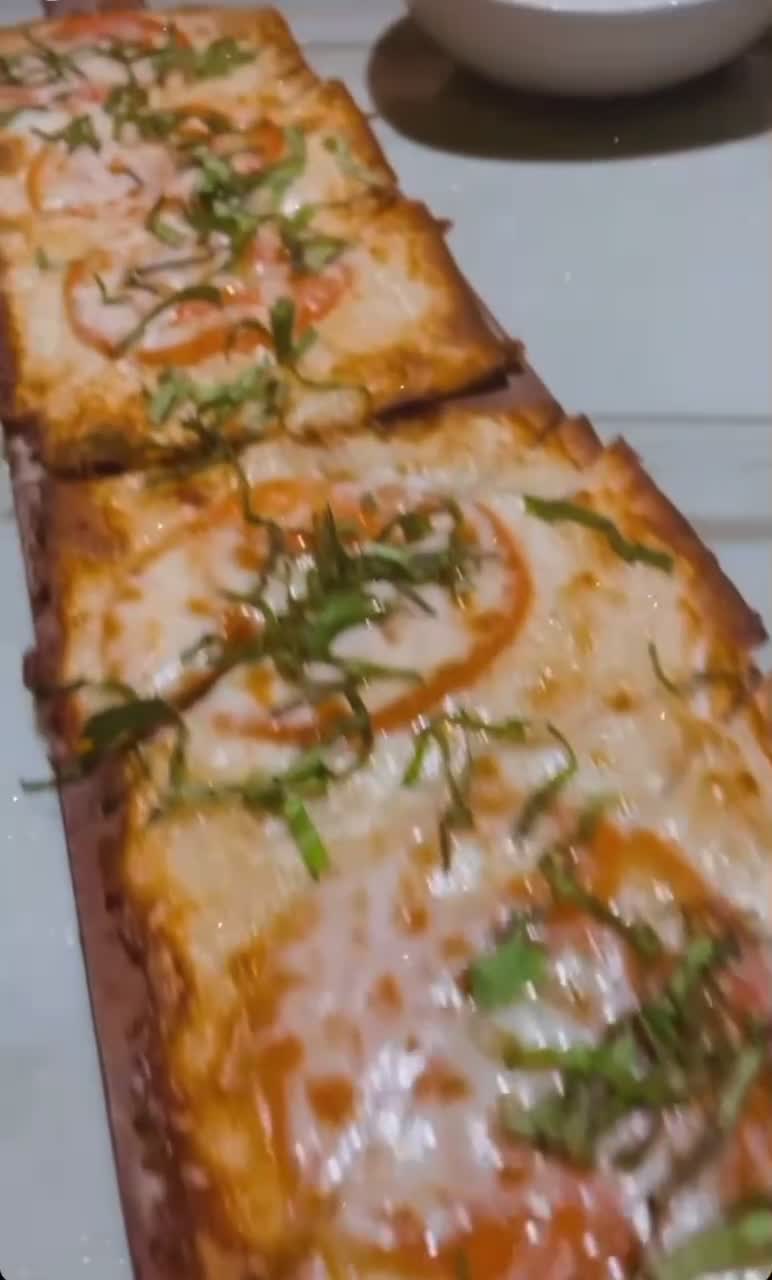 Kaluz Restaurant