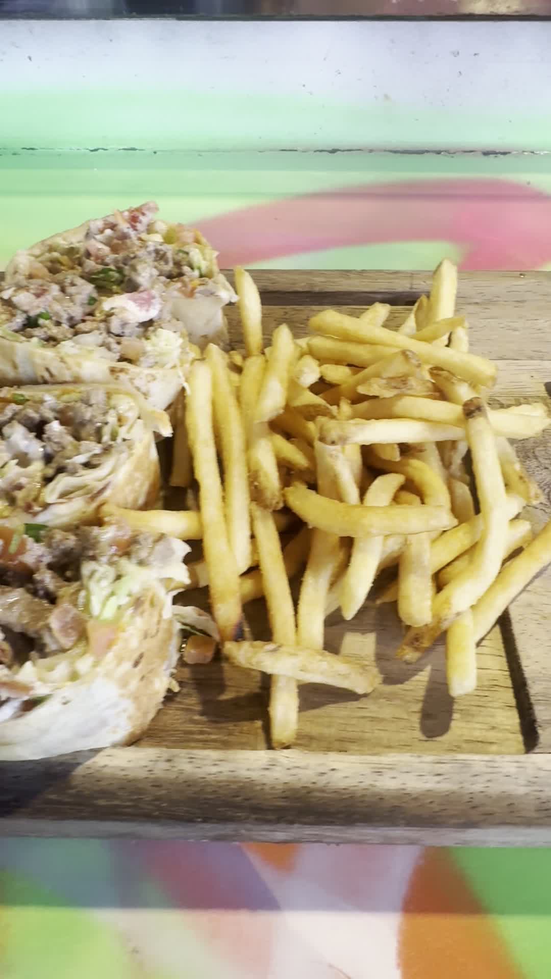 Video review of King and Queen Cantina