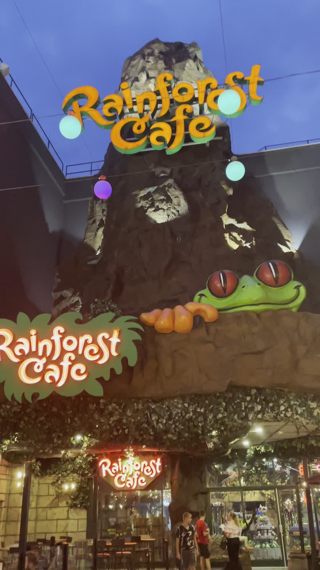 Rainforest Cafe