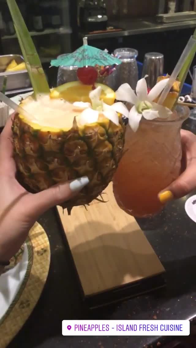 Pineapples Island Fresh Cuisine