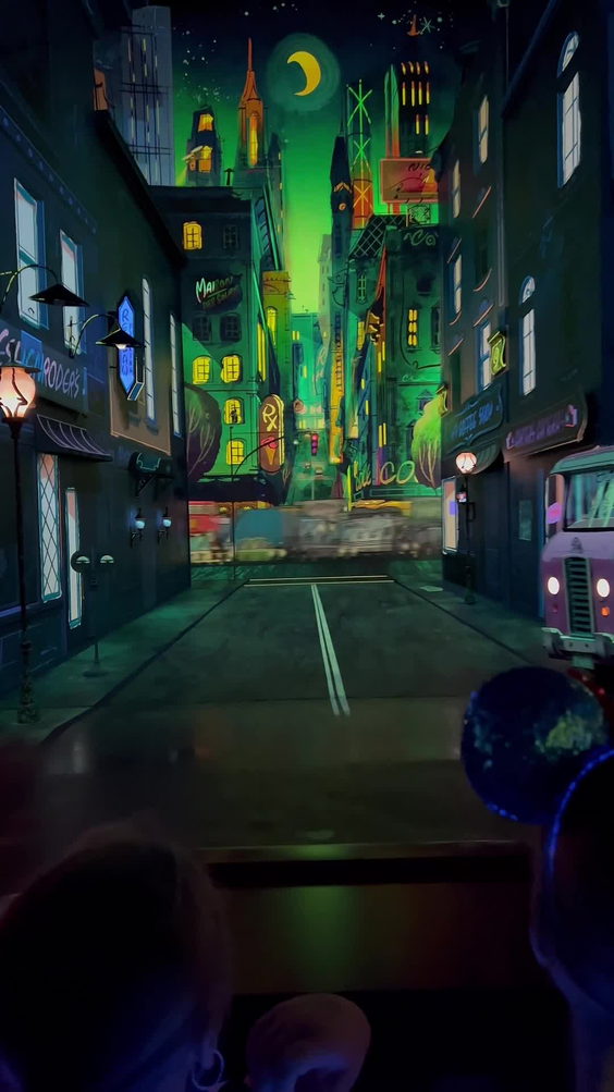 Mickey & Minnie's Runaway Railway