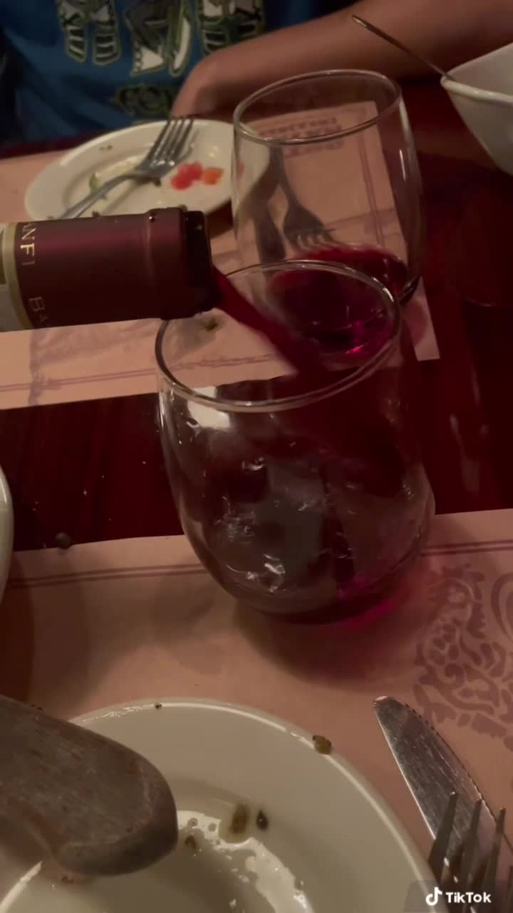 Video review of Osteria Natalina