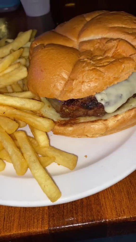 Buck Bradley's Saloon & Eatery