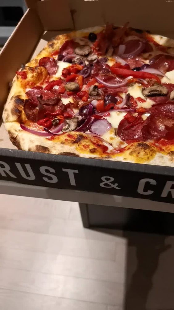 Crust & Crate Fast Fired Pizza Pub