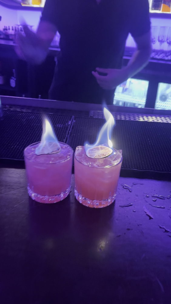 Casa Blanca Lounge
