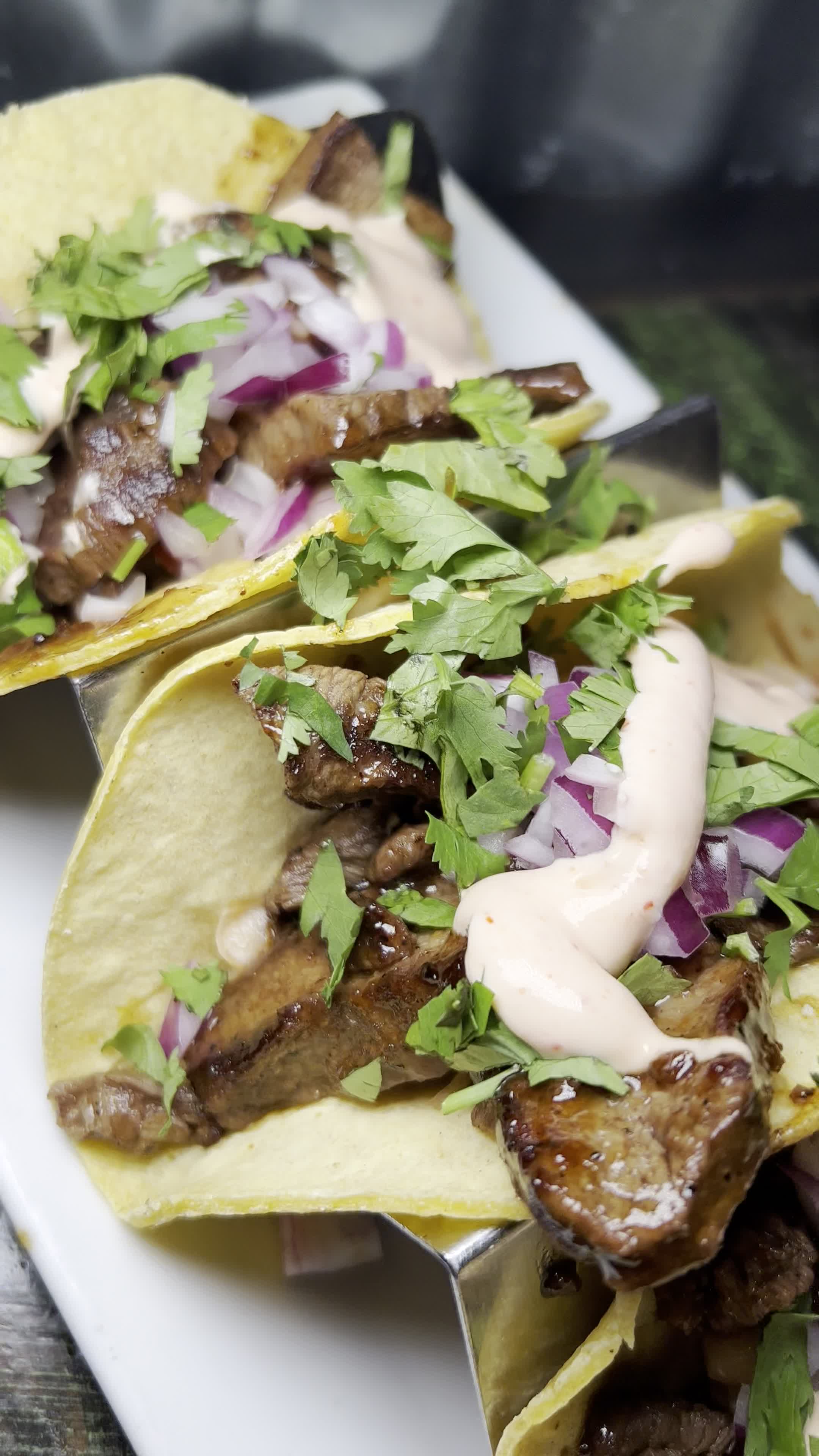 Video review of Salsa Salsa