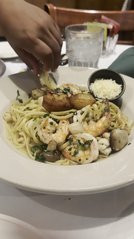 The Sea Chest & Oyster Bar
