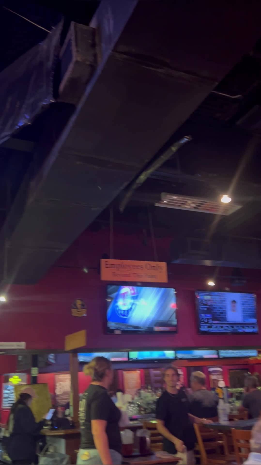 Video review of Lynnwood Grill & Brewing Company