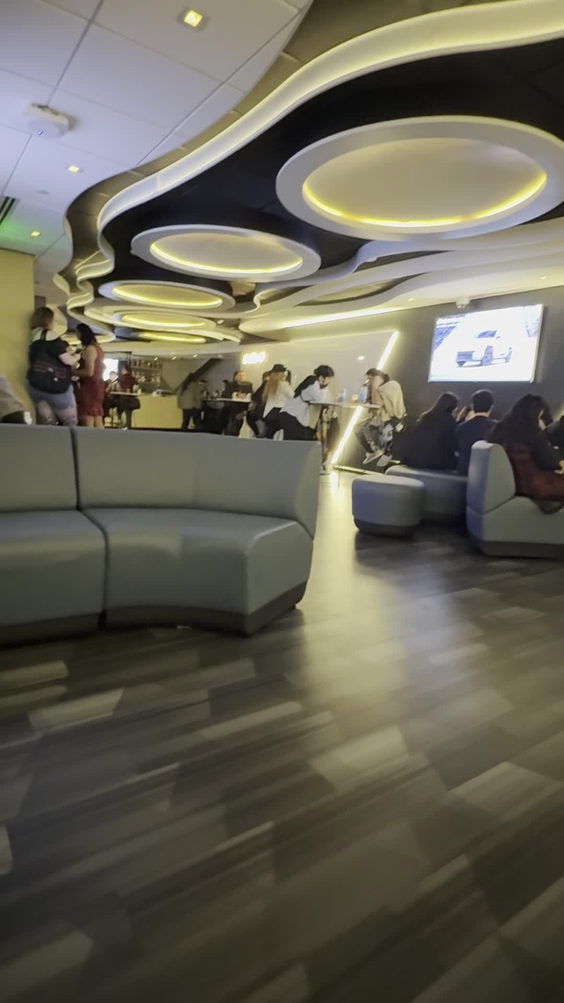 Kia Forum Lounge