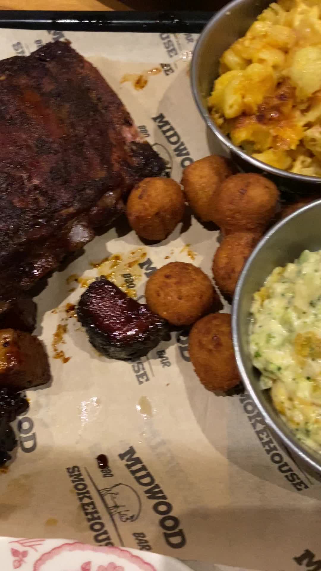 Video review of Midwood Smokehouse
