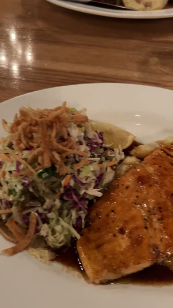 Cooper's Hawk Winery & Restaurant