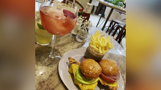 tashas Cafe
