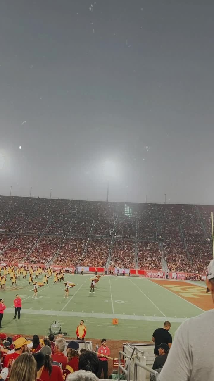 Video review of Los Angeles Memorial Coliseum