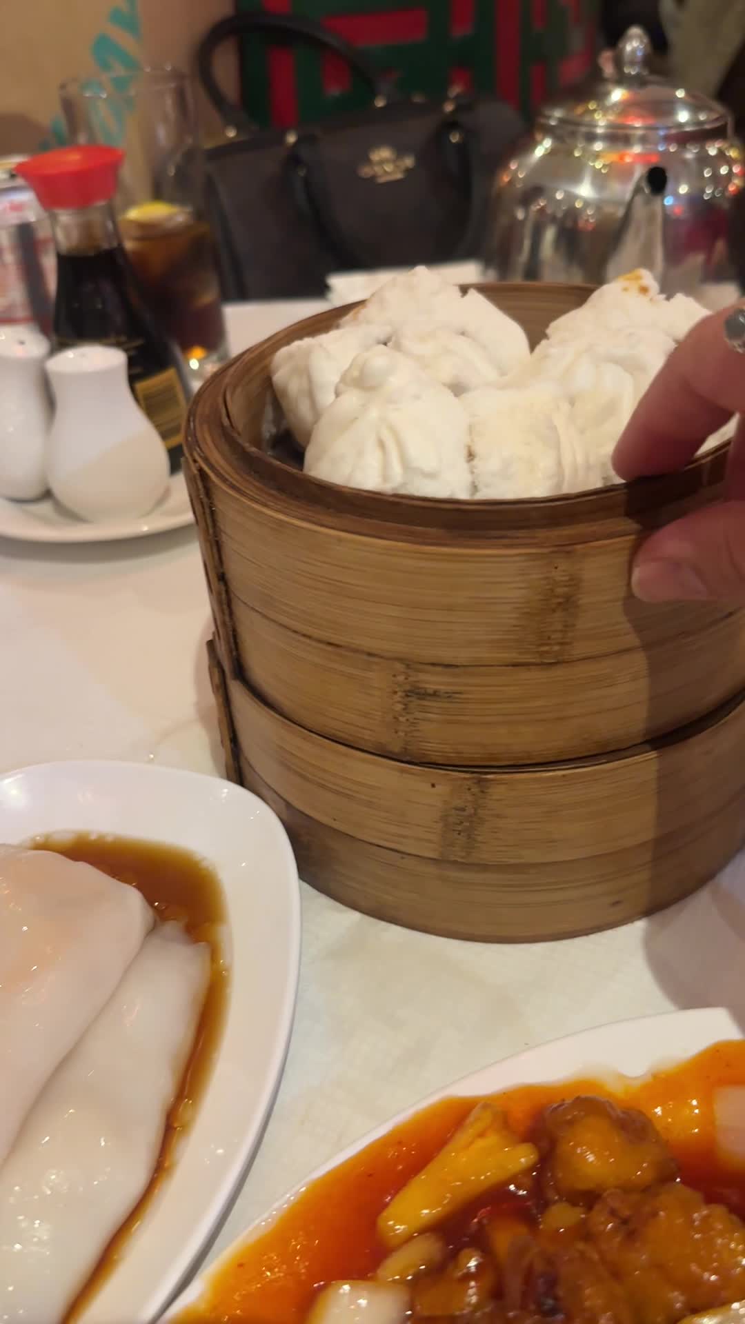 Video review of Golden Dragon