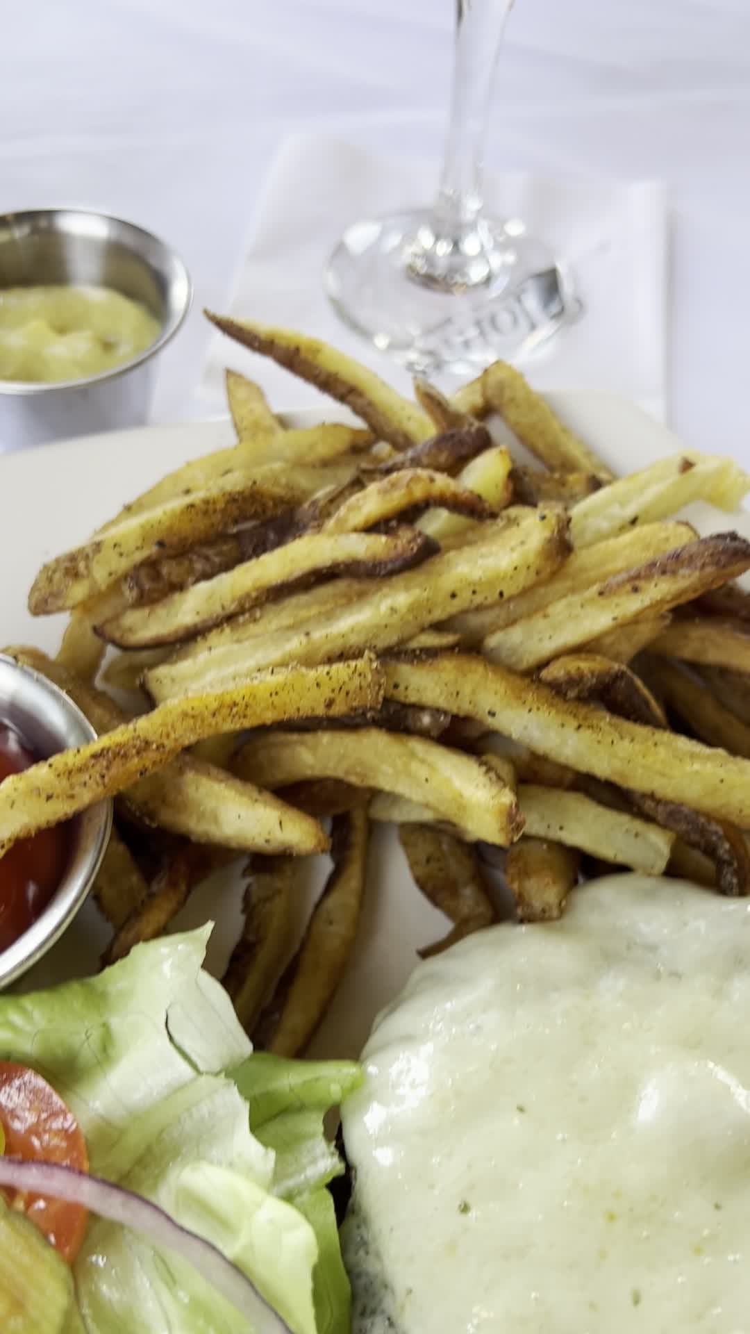 2 John's Steak and Seafood