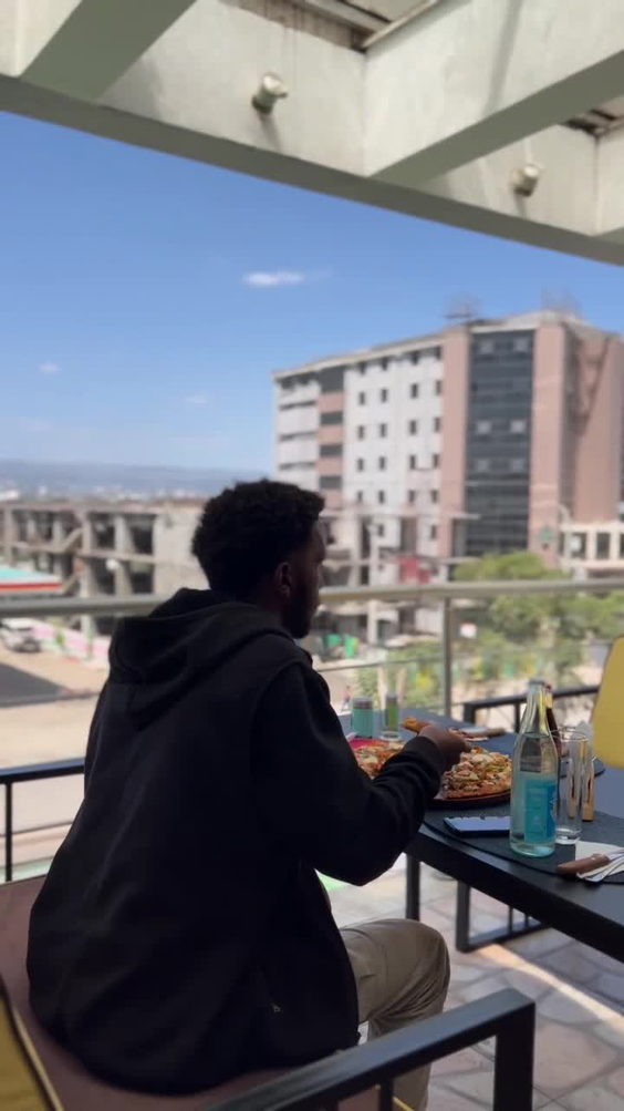Kare Plus Grill and Lounge