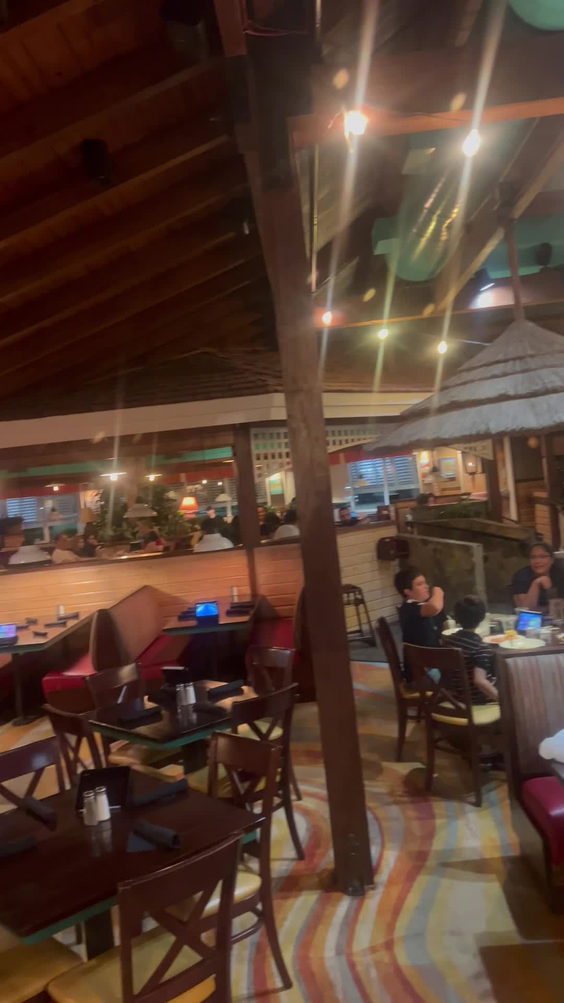 Bahama Breeze