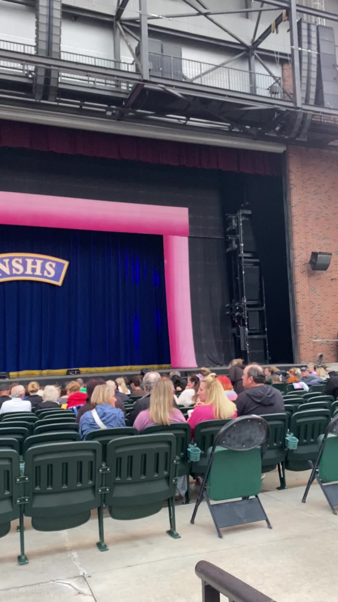 Video review of Starlight Theatre