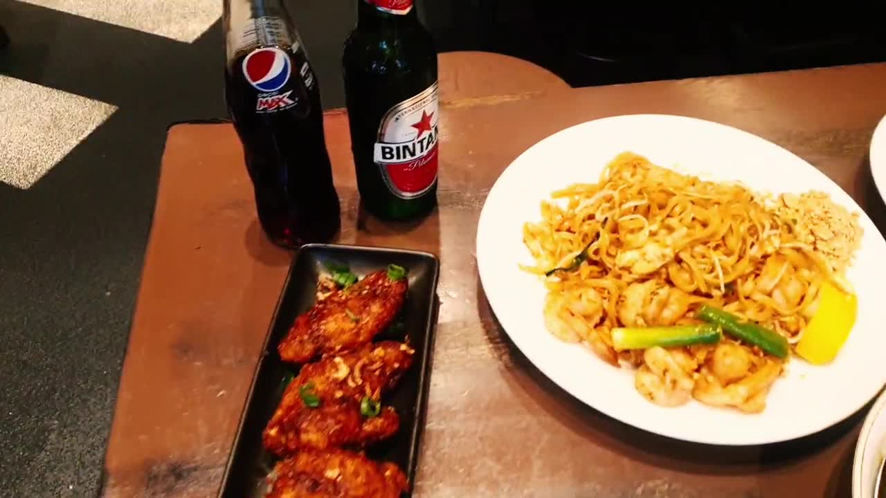 P’nut Street Noodles