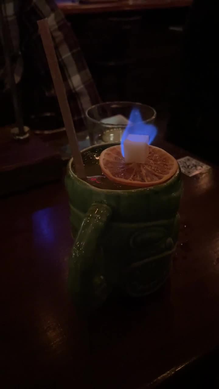 Lab, cuisine et cocktails