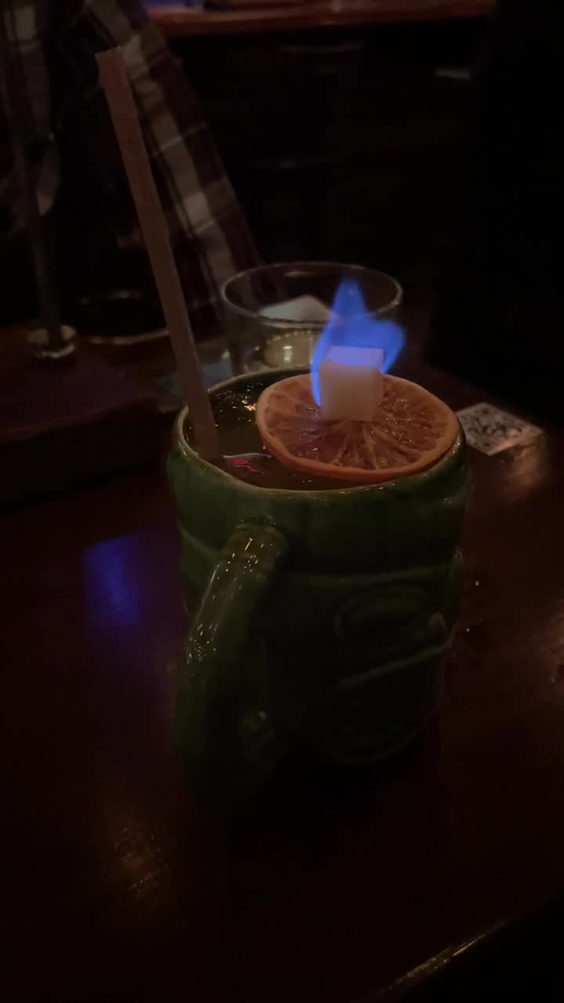 Lab, cuisine et cocktails