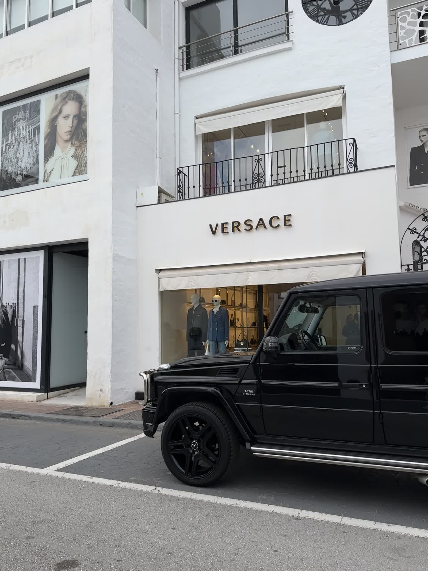 Video review of Puerto Banús