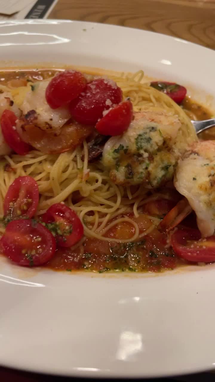 Cooper's Hawk Winery & Restaurant- Troy