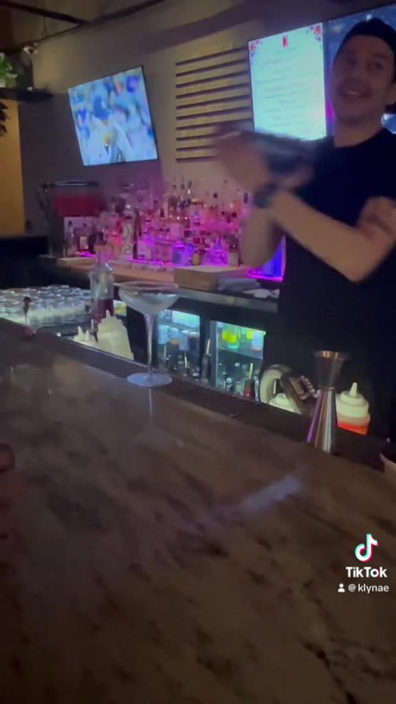 Porta Rossa Bar