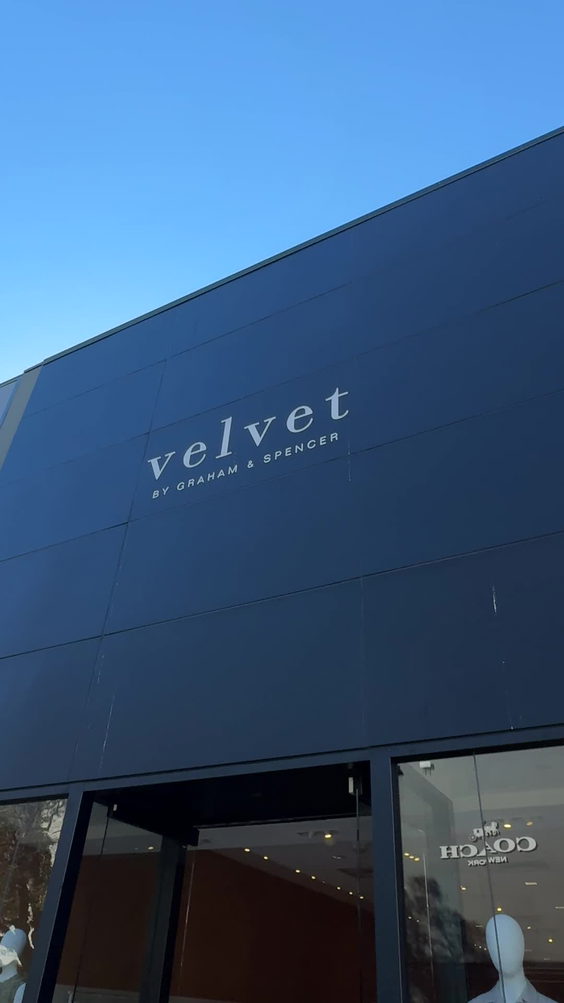 Velvet head spa