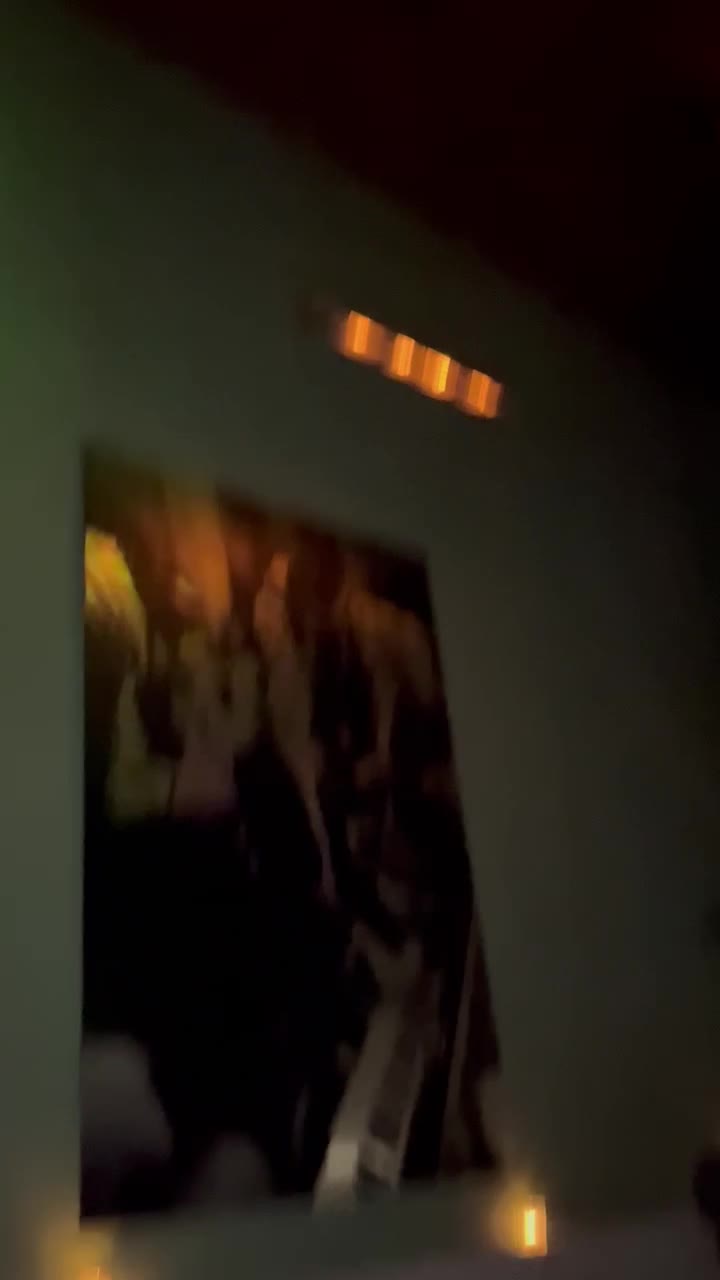 Video review of The Club Room