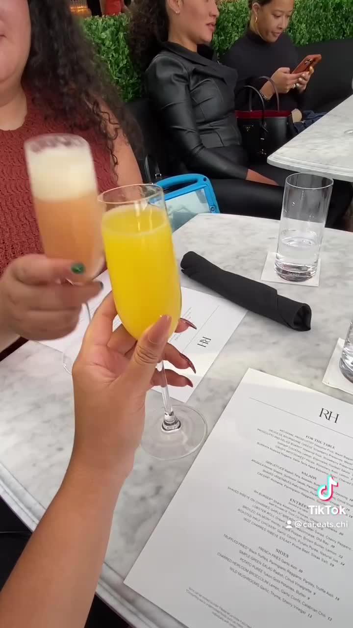 RH Oak Brook, The Gallery at the Oak Brook Center